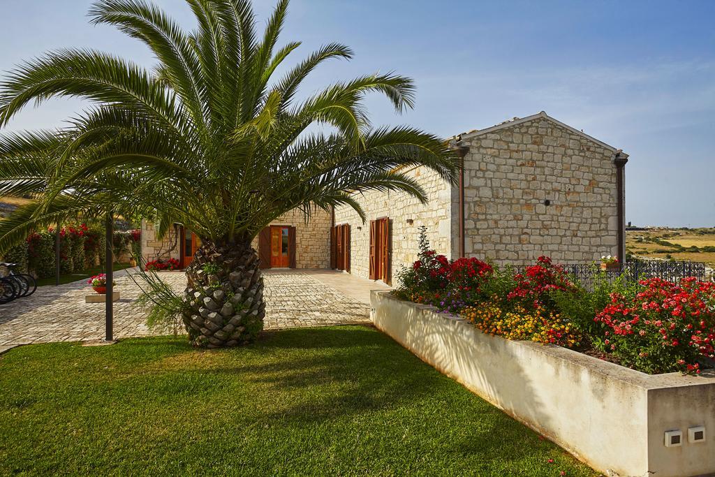 Casa Al Castello Pensionat Ragusa Exteriör bild