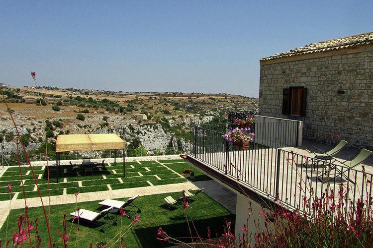 Casa Al Castello Pensionat Ragusa Exteriör bild