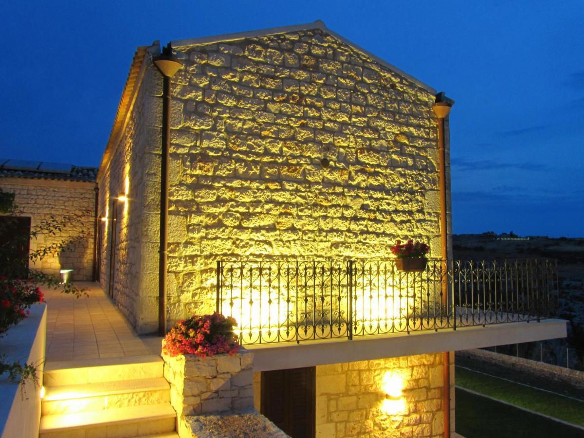 Casa Al Castello Pensionat Ragusa Exteriör bild